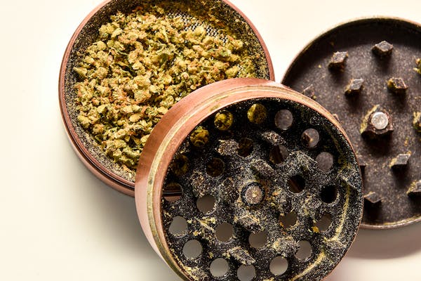 Indoor cannabis seeds